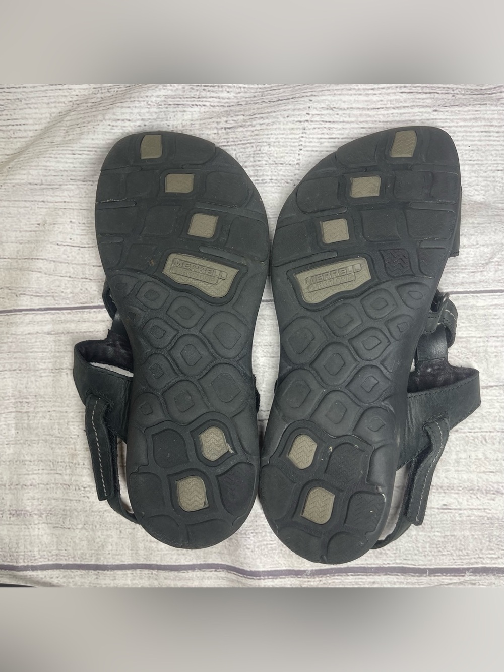 Merrell Women’s 8 Black Leather Keepsake Sandals - Picture 6 of 7
